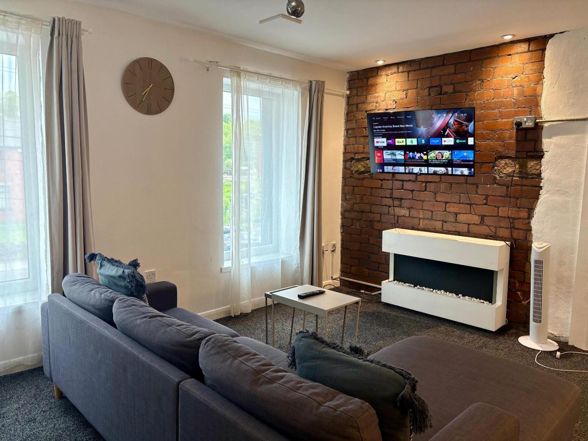 Hotl Aparts At The Deal House Huddersfield Bilik gambar